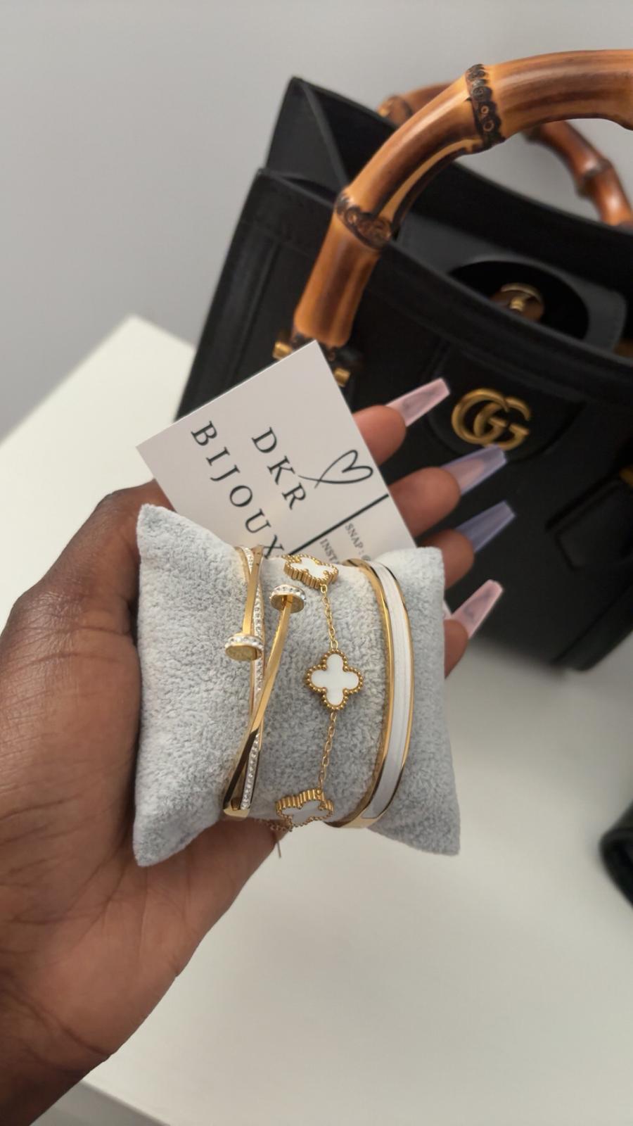 White Touch Set