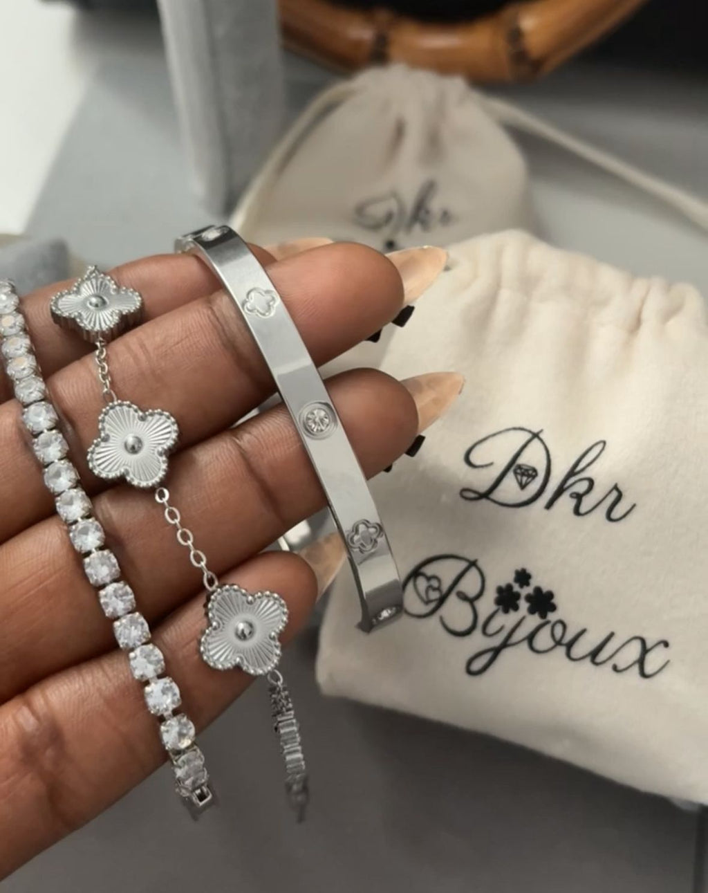 The Silver Expensive set
