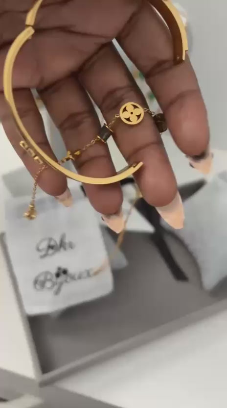 Louis Vuitton set